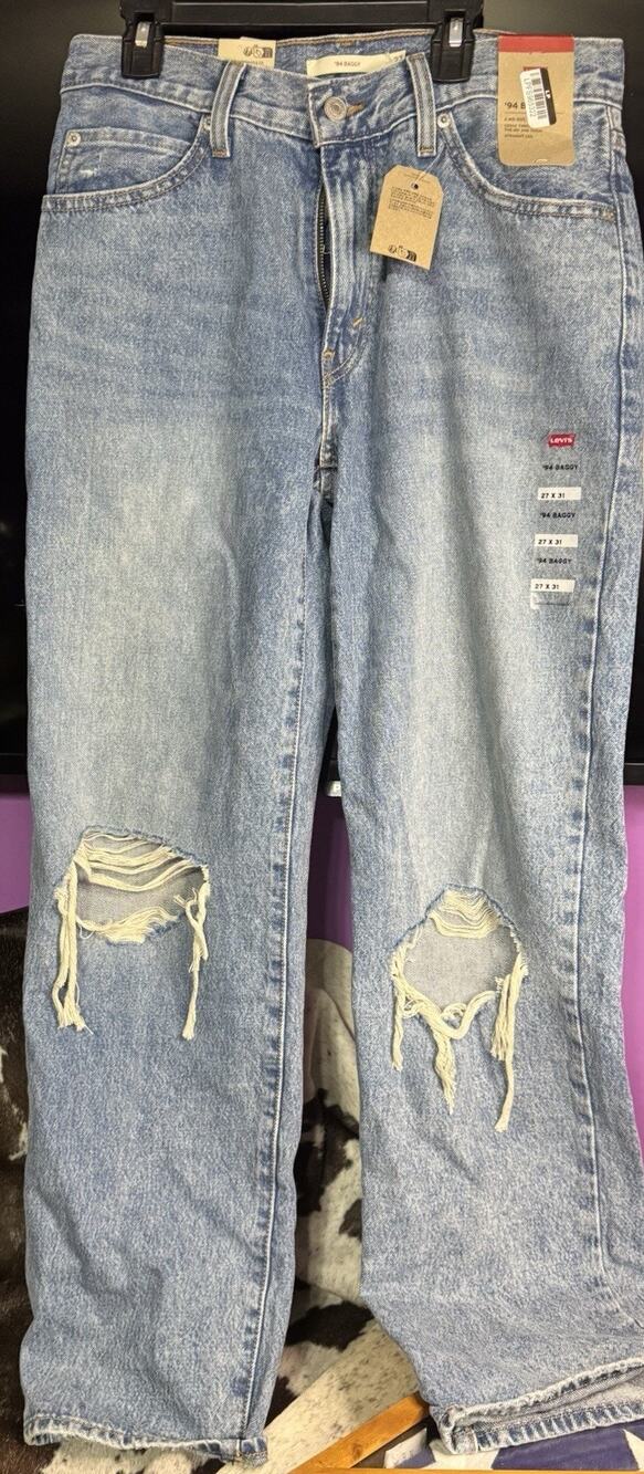 NWT Levi 94’ Baggy Jeans Women’s 27 x 31 Mid Rise Straight Leg Blue Denim